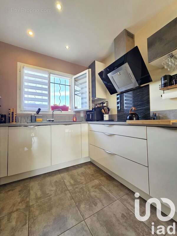 Maison 96 m² à Pia  - photo 6