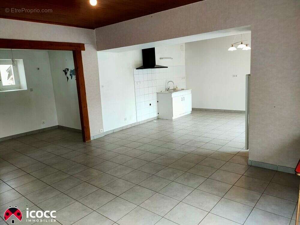 Maison 197 m² à Moreilles  - photo 8