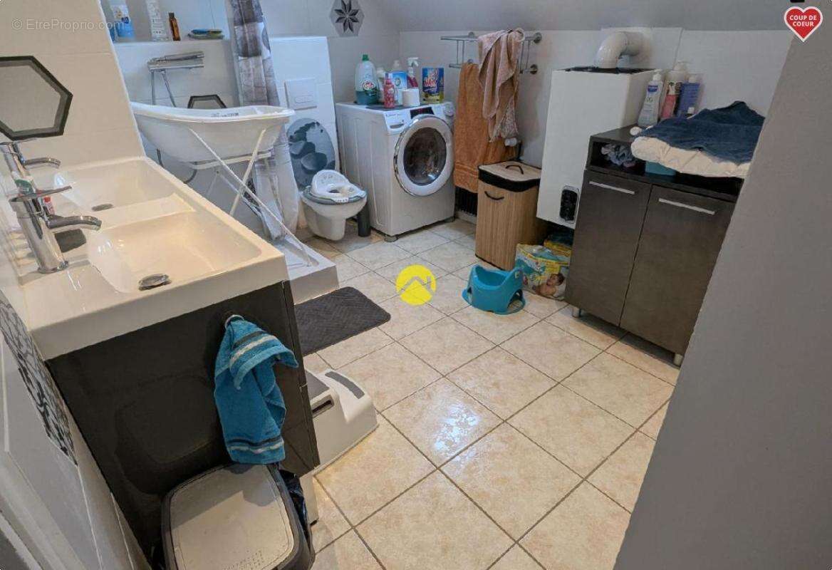 Maison à SAINT-DOULCHARD