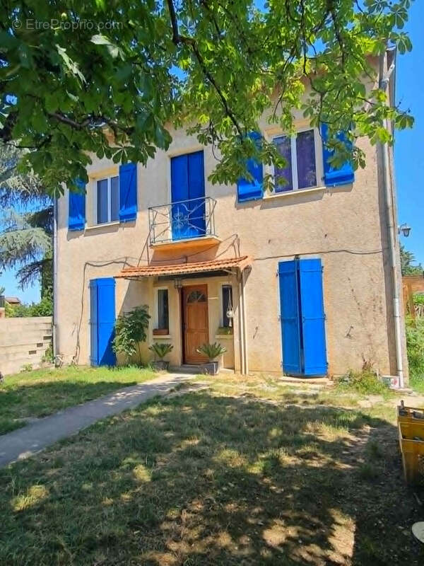 Maison à LABASTIDE-SAINT-PIERRE