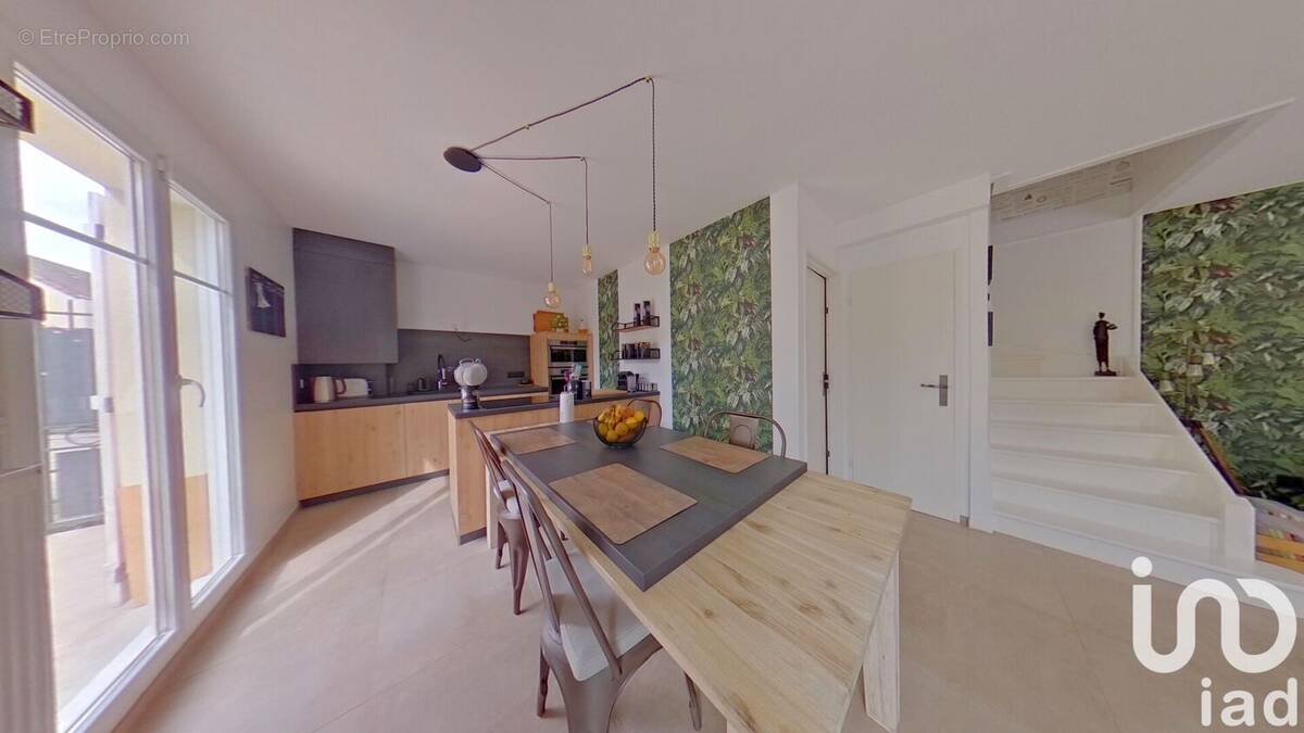 Photo 1 - Maison à LIEUSAINT