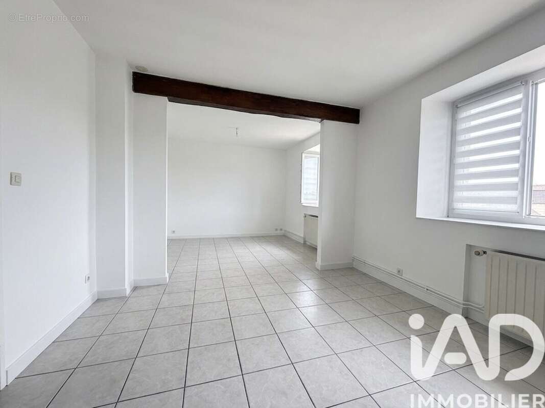 Photo 2 - Appartement à SAINT-LEU-D'ESSERENT