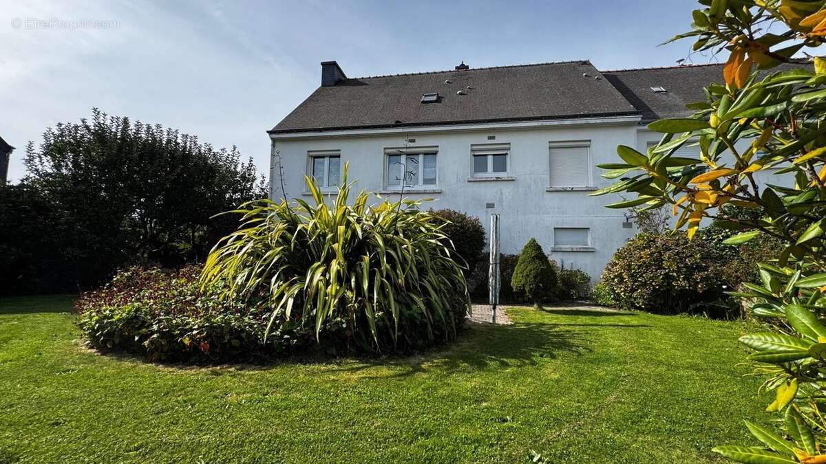 Maison à GRAND-CHAMP