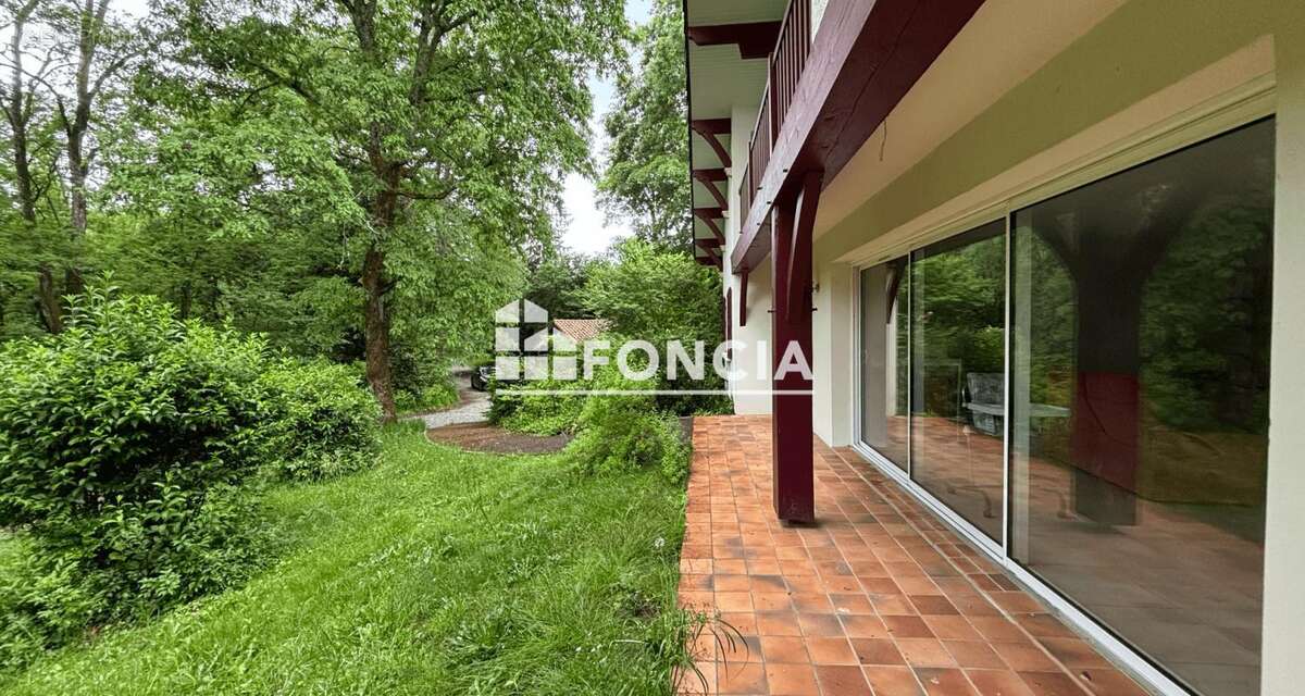 Maison à SAINT-PIERRE-DU-MONT