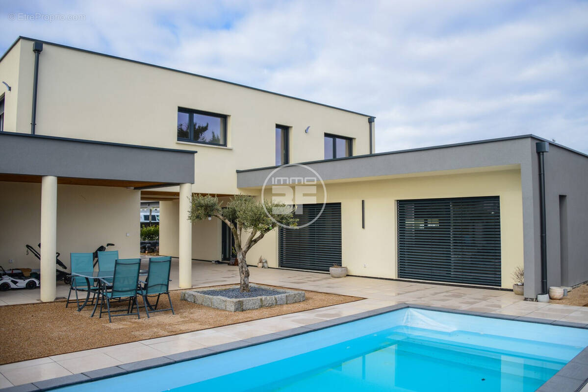 Maison à FOLGENSBOURG