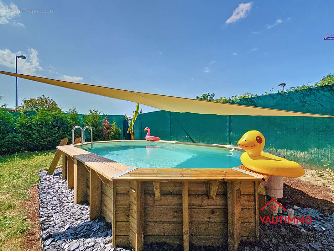 Appartement à VETRAZ-MONTHOUX