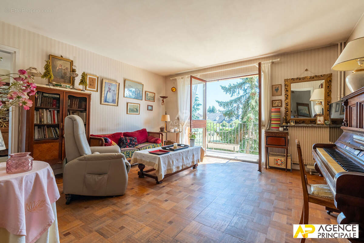 Appartement Maisons Laffitte 4 pièce(s) 98.76 m2 - photo 3