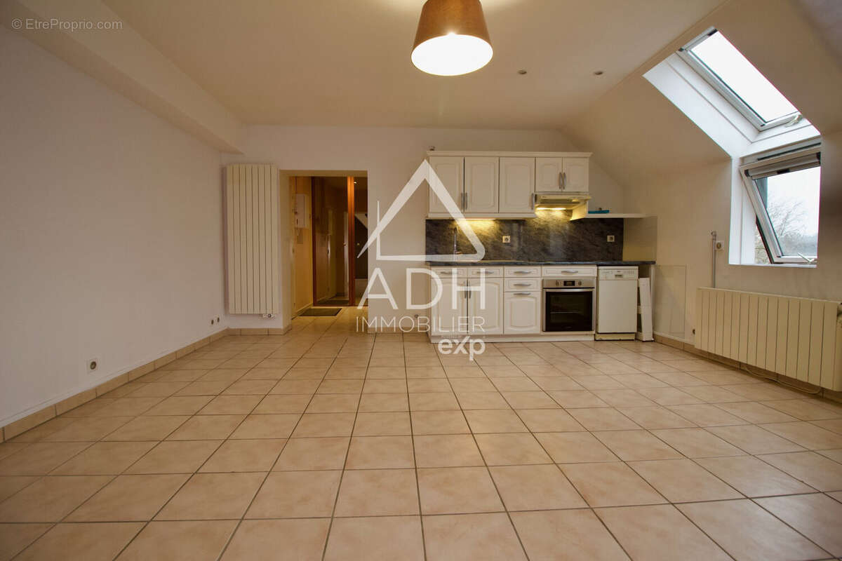 Appartement à JOUARS-PONTCHARTRAIN