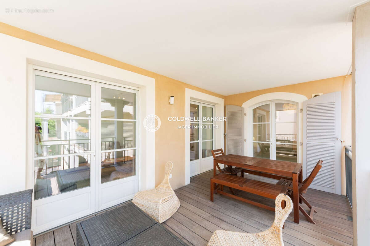 Appartement à SAINT-TROPEZ