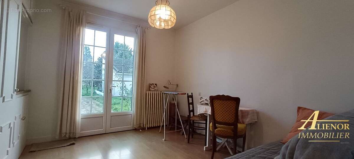 Maison à SIGOULES