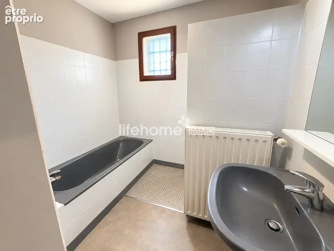 Maison 4 pièces 100 m² à vendre à Neuvy-Saint-Sepulchre (36230) - photo 7