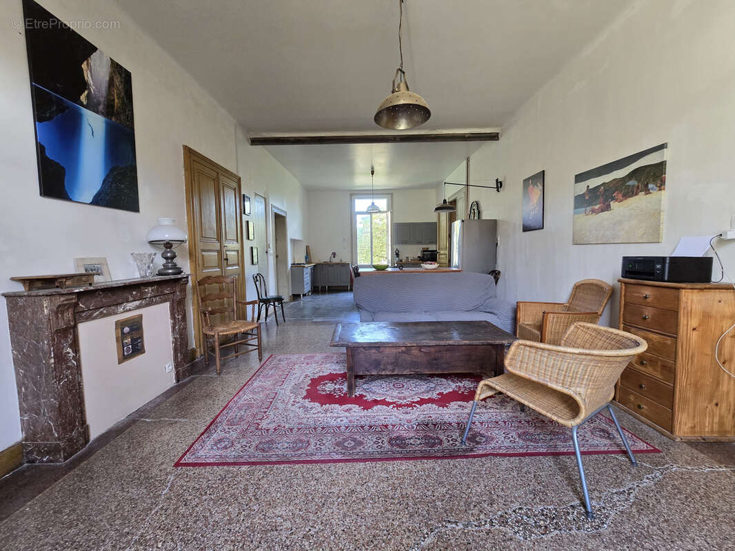 Maison à AIGUES-VIVES