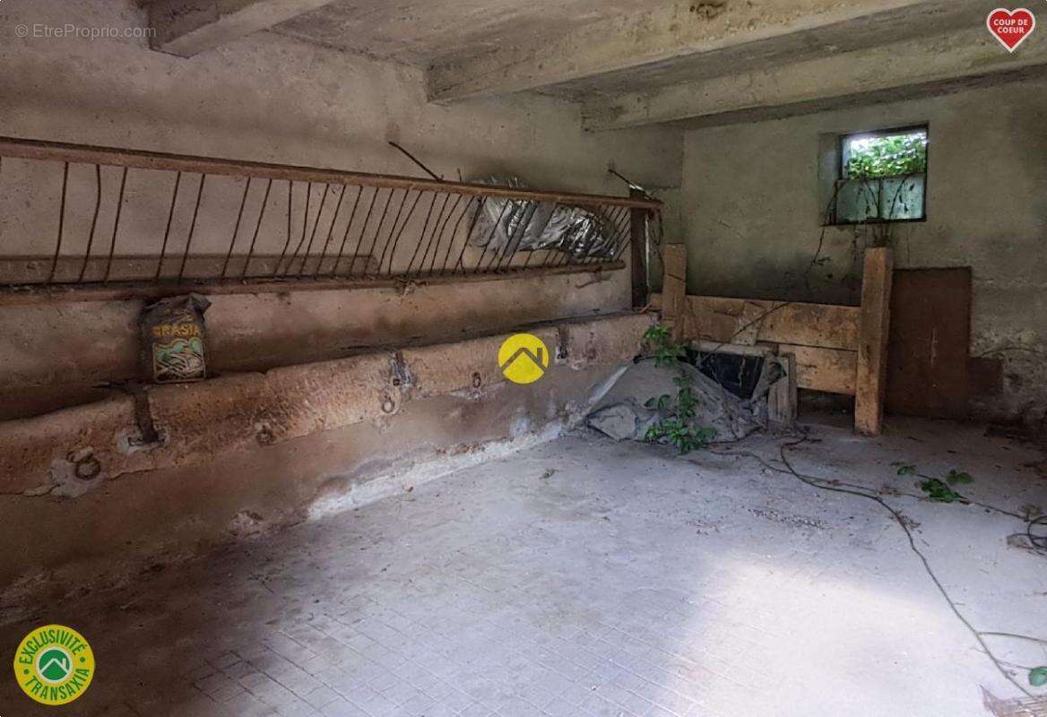 Maison à SAINT-HILAIRE