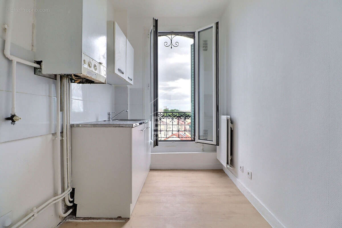 Appartement à LA COURNEUVE