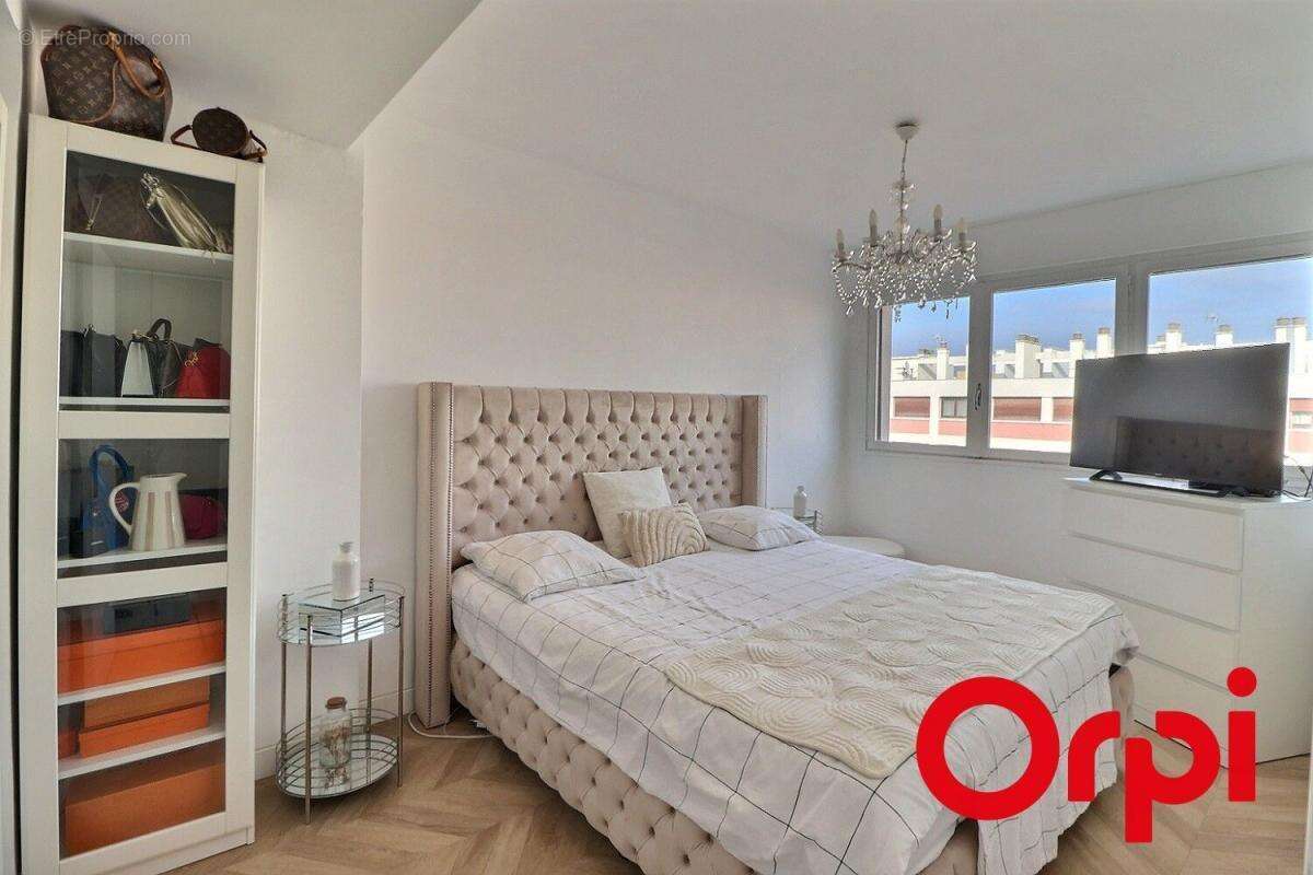 Appartement à MARSEILLE-2E