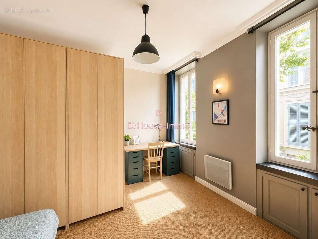 Appartement à VENCE