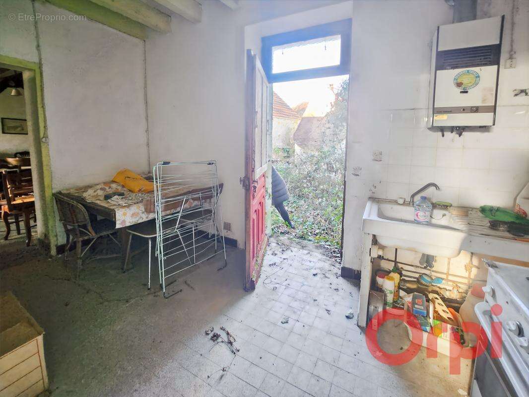 Maison à UZAY-LE-VENON