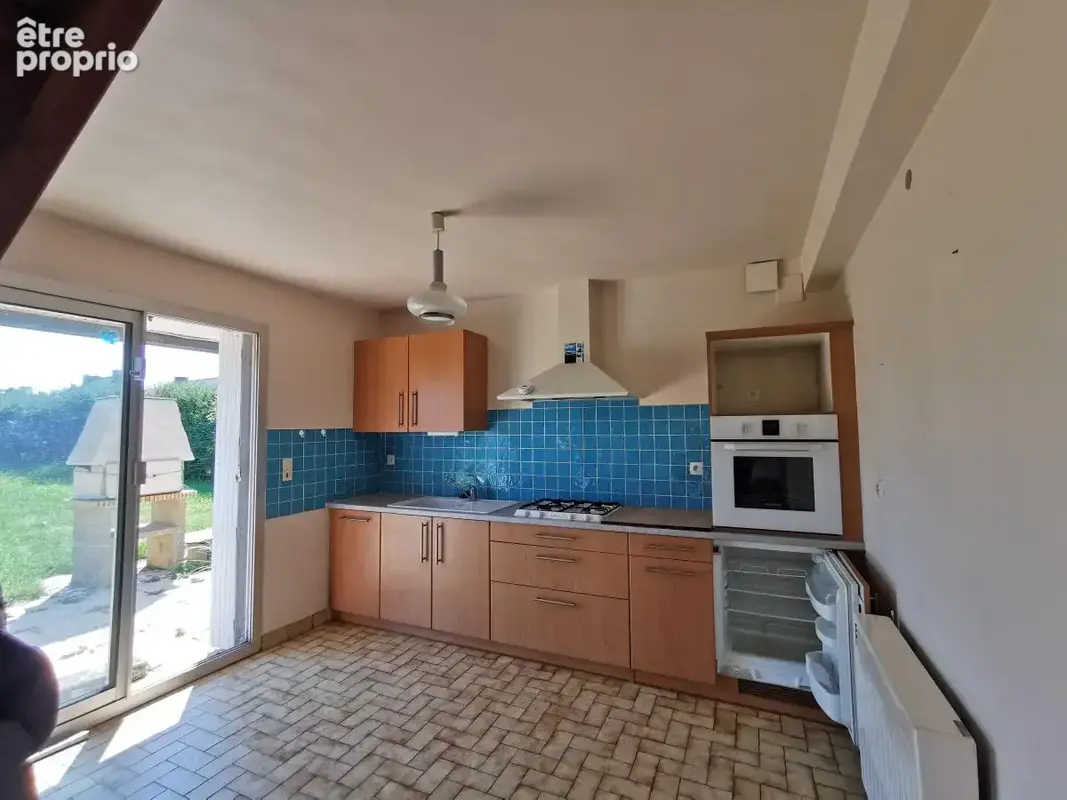 Maison 108 m² à Cavan  - photo 2