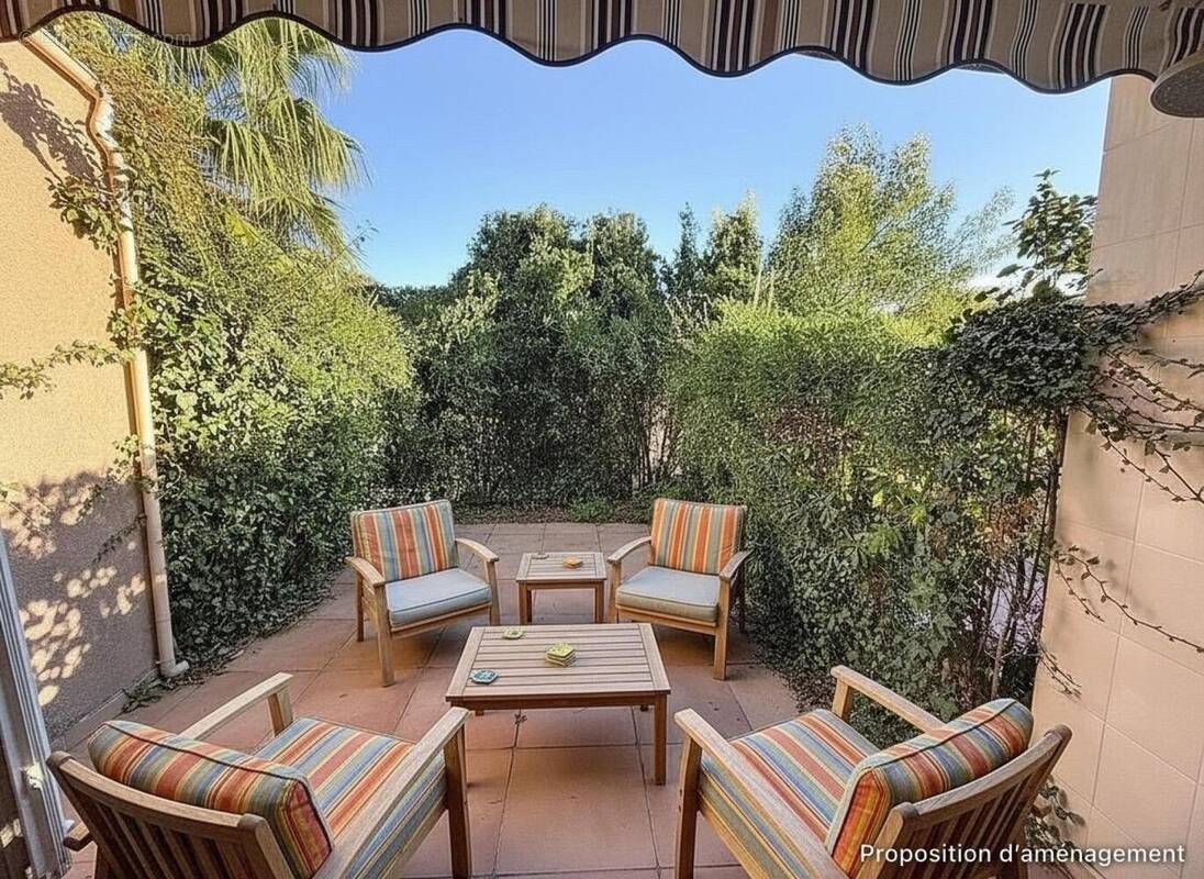 Photo 1 - Appartement à ROQUEBRUNE-SUR-ARGENS