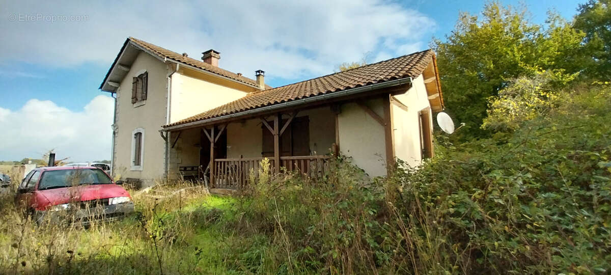 Maison à PETIT-BERSAC