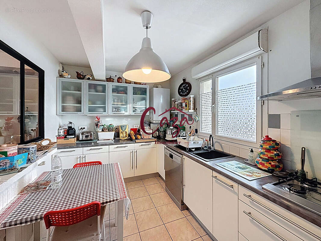 Maison à SAINT-CAPRAIS-DE-BORDEAUX