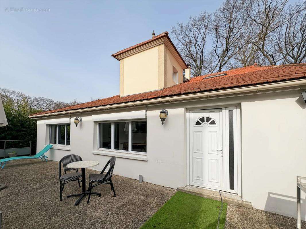 Maison à LAIGNEVILLE