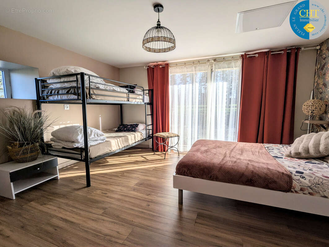 Maison à LES BRULAIS