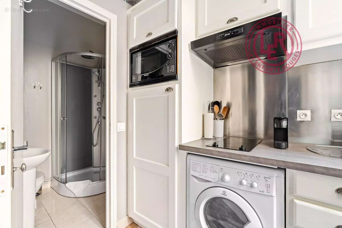 Appartement à PARIS-7E