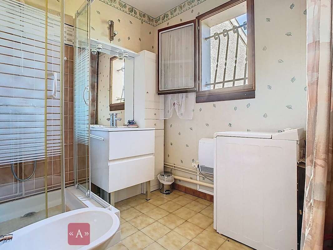 Maison à SAINT-SULPICE