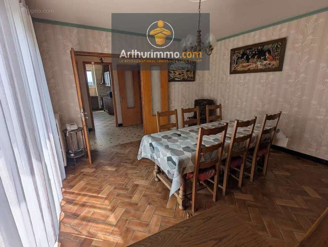 Maison à PLEUGRIFFET