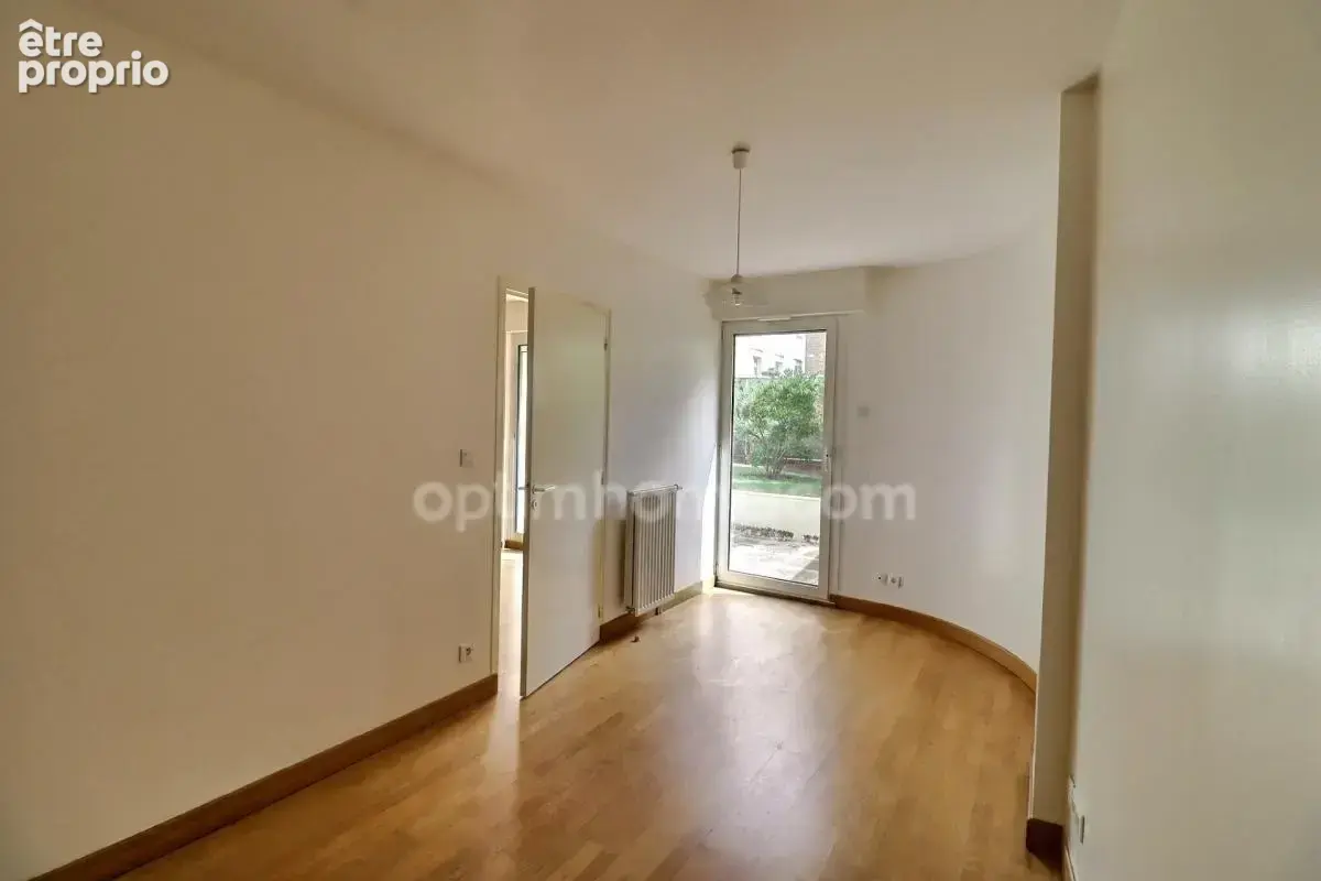 EXCLUSIVITÉ - Appartement T2 59 m² au calme absolu avec terrasse de 16 m² - Nantes Centre (Rue Tournefort) - photo 13