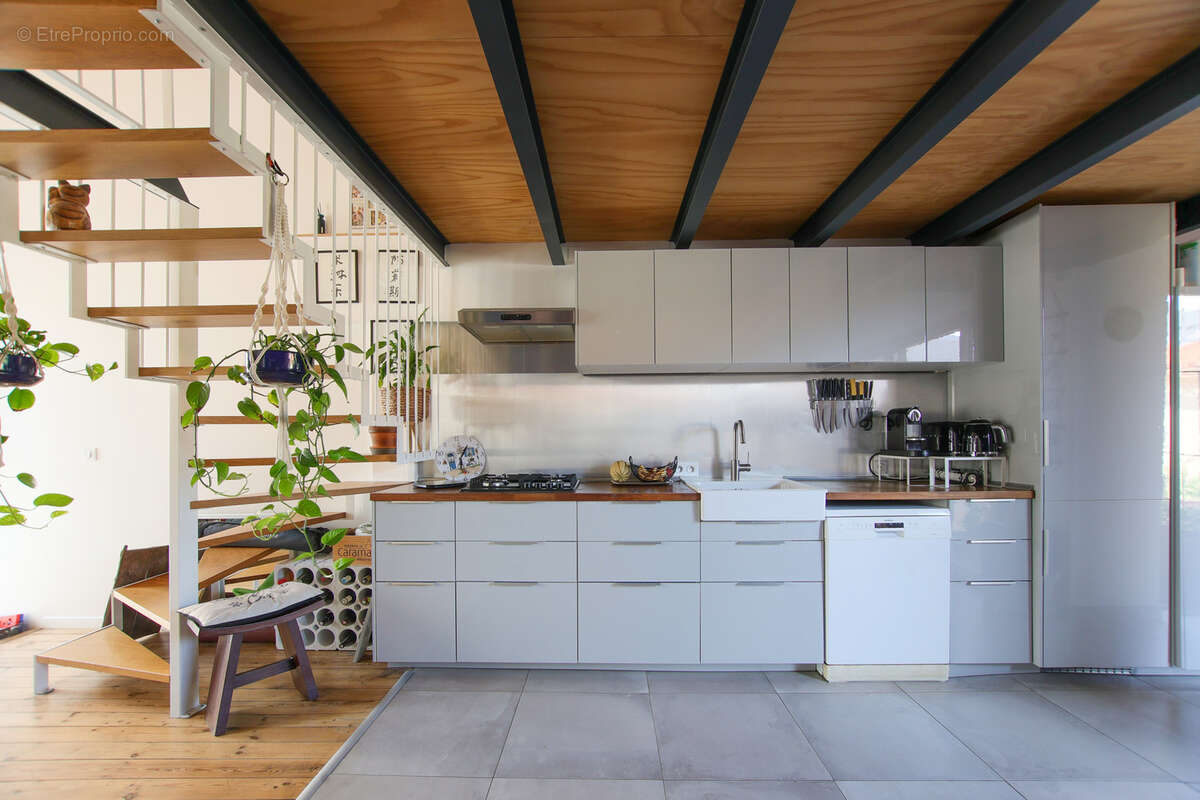 Maison Sablaise au cœur du Quartier Arago   Un emplacement exceptionnel ! - photo 3