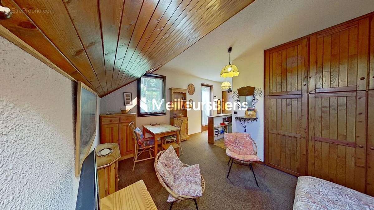 Studio aux Orres 20 m² avec balcon, cave et casier à skis - photo 3
