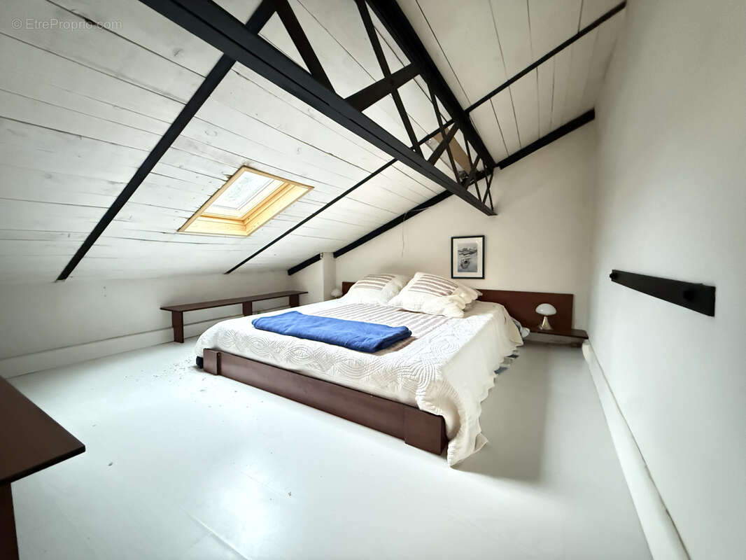 Maison à VILLENEUVE-LES-CORBIERES