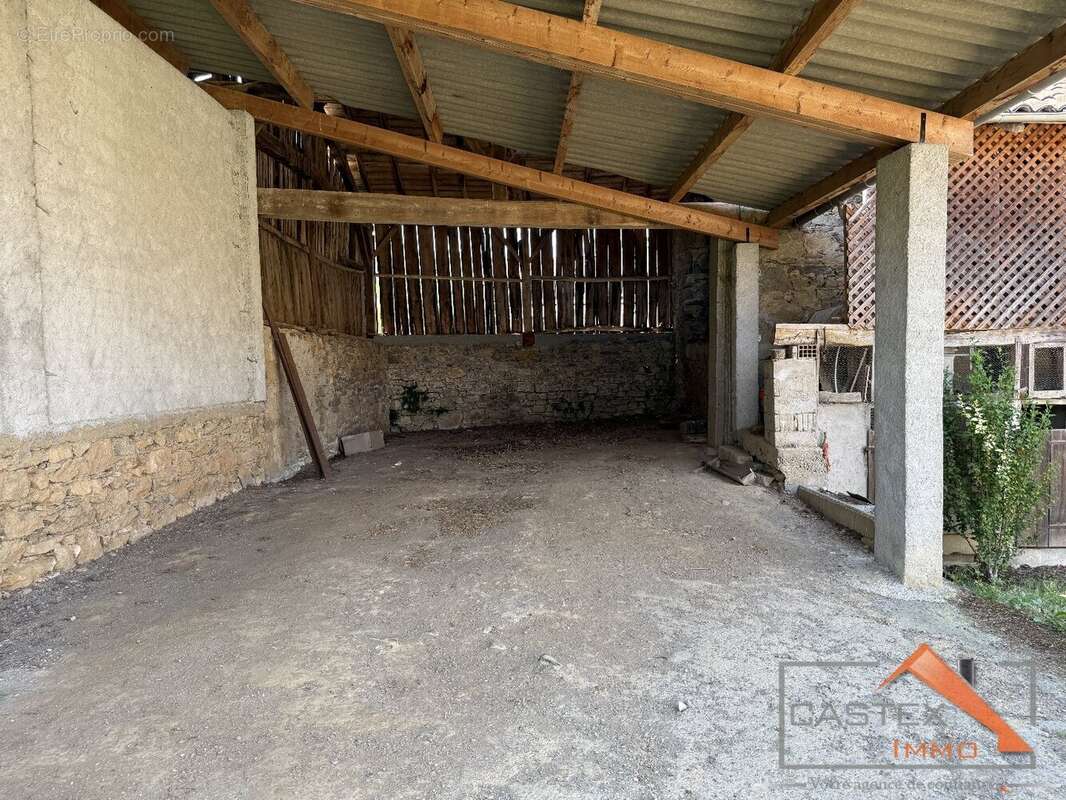 EXCLUSIVITÉ  Maison ancienne avec vue sur le Cagire  Proche Aspet (31160) - photo 15