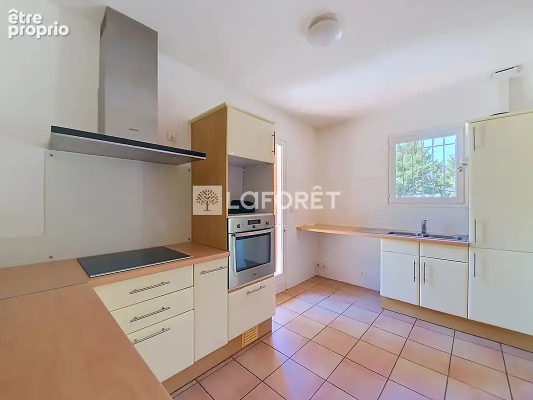 Montjoire, maison de type 5 sur une parcelle de 3373 m² environ ! - photo 8