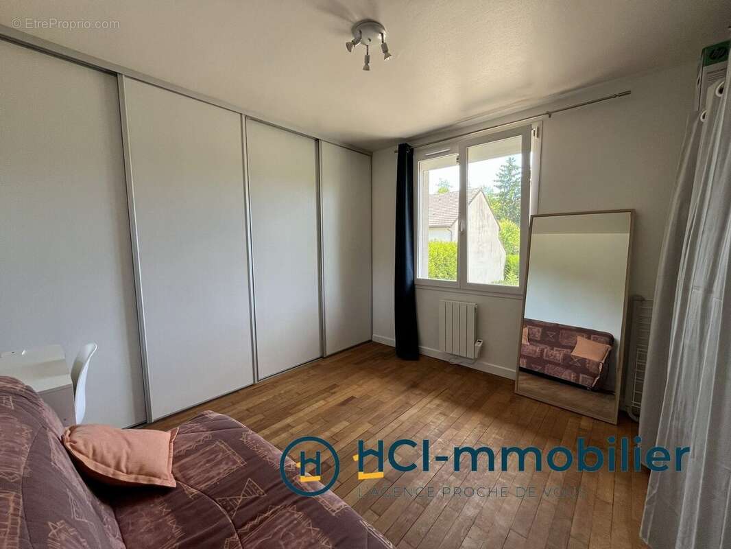 Appartement 79 m² à Saint-Remy  - photo 4