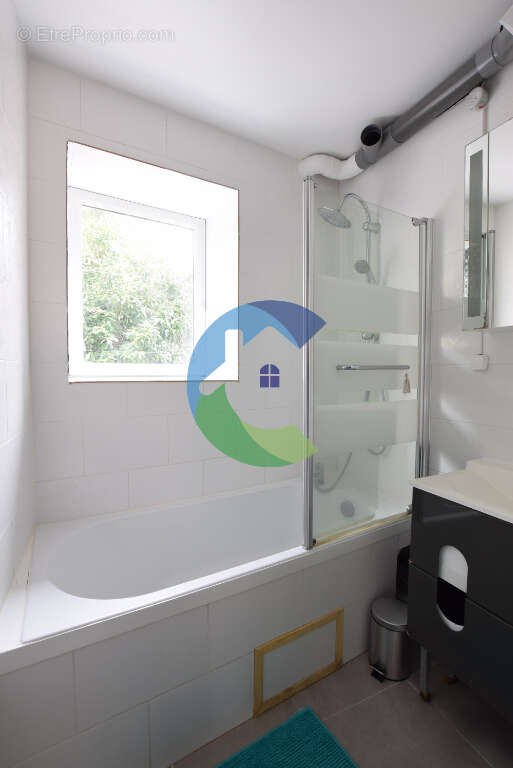 Maison à BALLAINVILLIERS