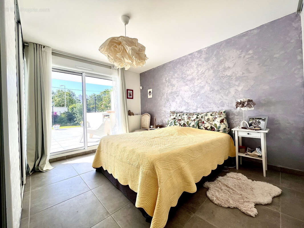 Appartement à MARSEILLE-9E