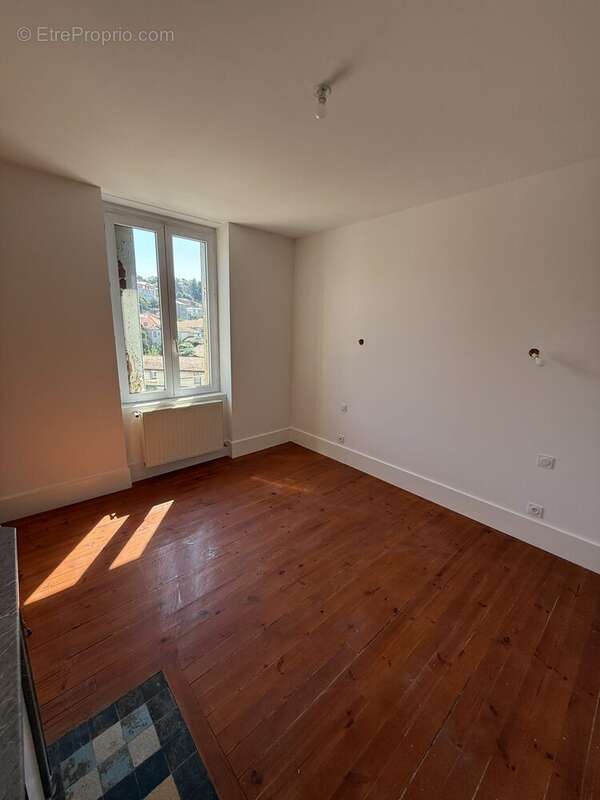 Appartement à SAINT-ETIENNE