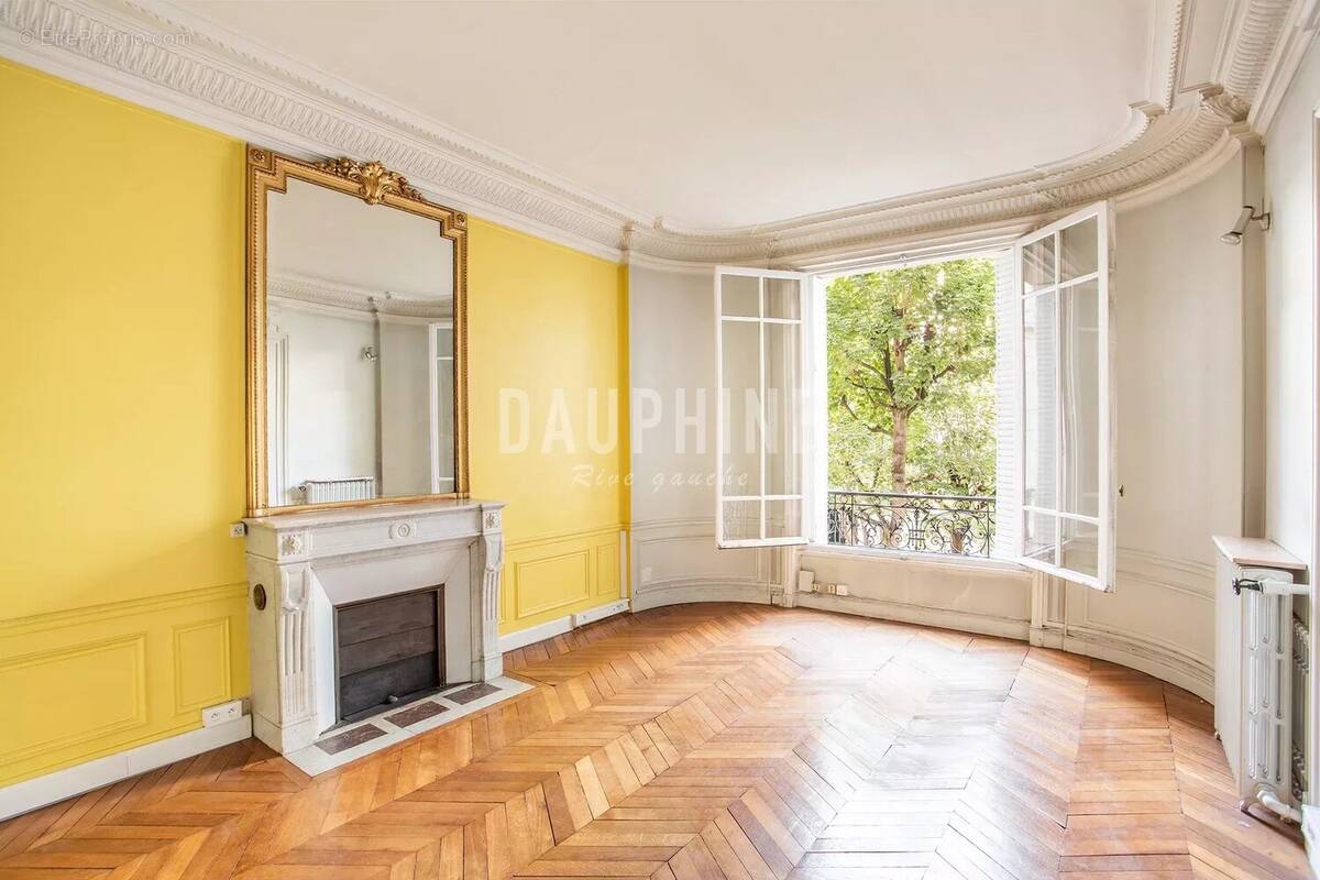 Appartement à PARIS-6E