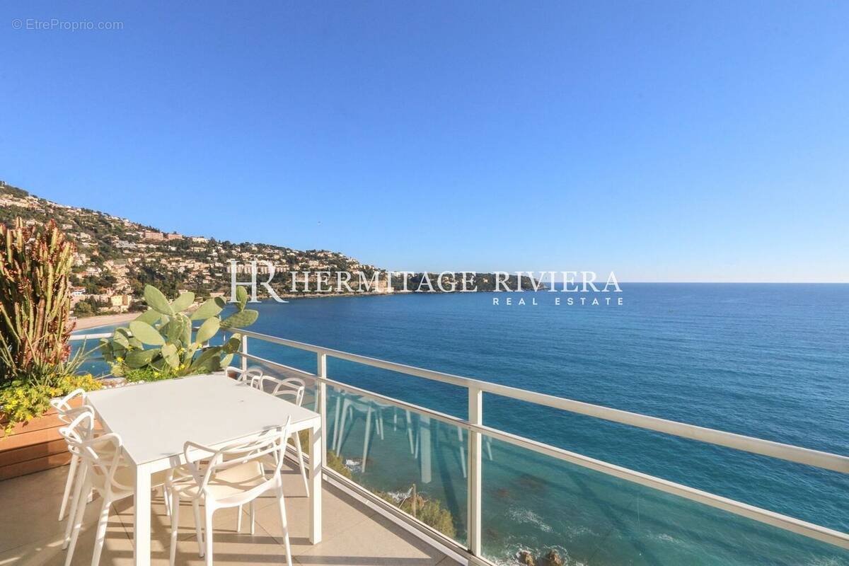 Appartement à ROQUEBRUNE-CAP-MARTIN