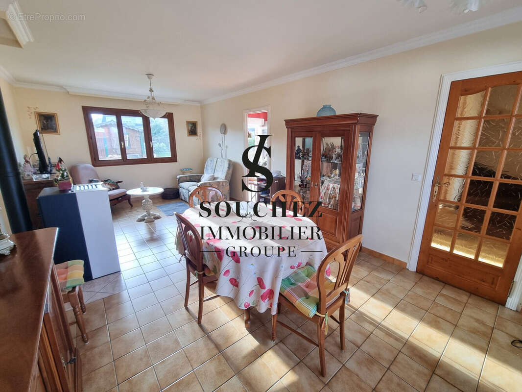 Maison à SOUCHEZ