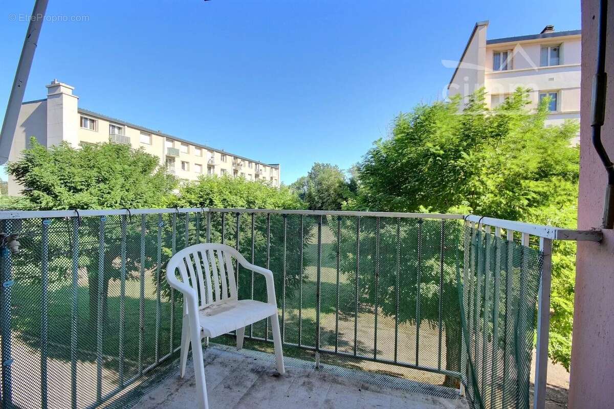 Appartement à LE TEIL