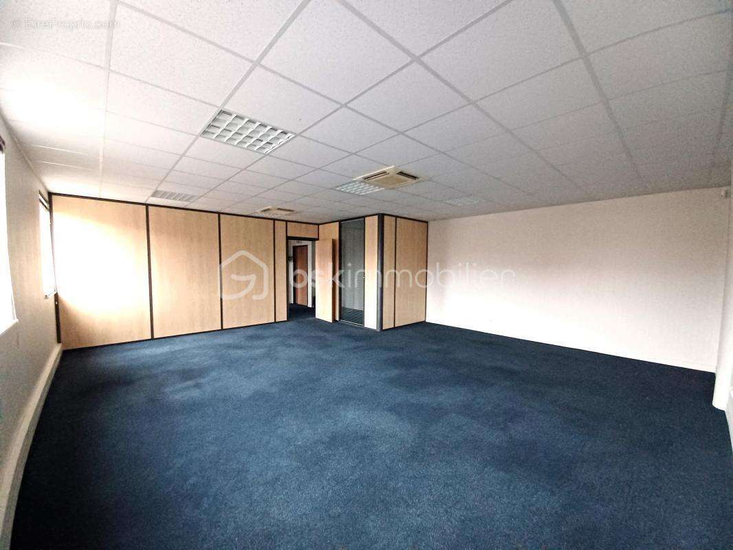 Commerce à BUSSY-SAINT-GEORGES