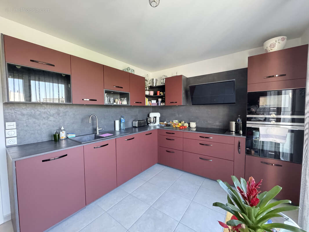 Appartement à SAINT-MAUR-DES-FOSSES