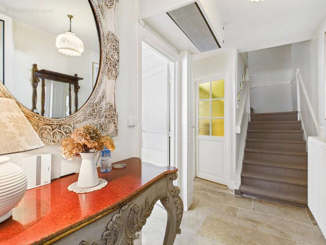 Maison à MONFLANQUIN