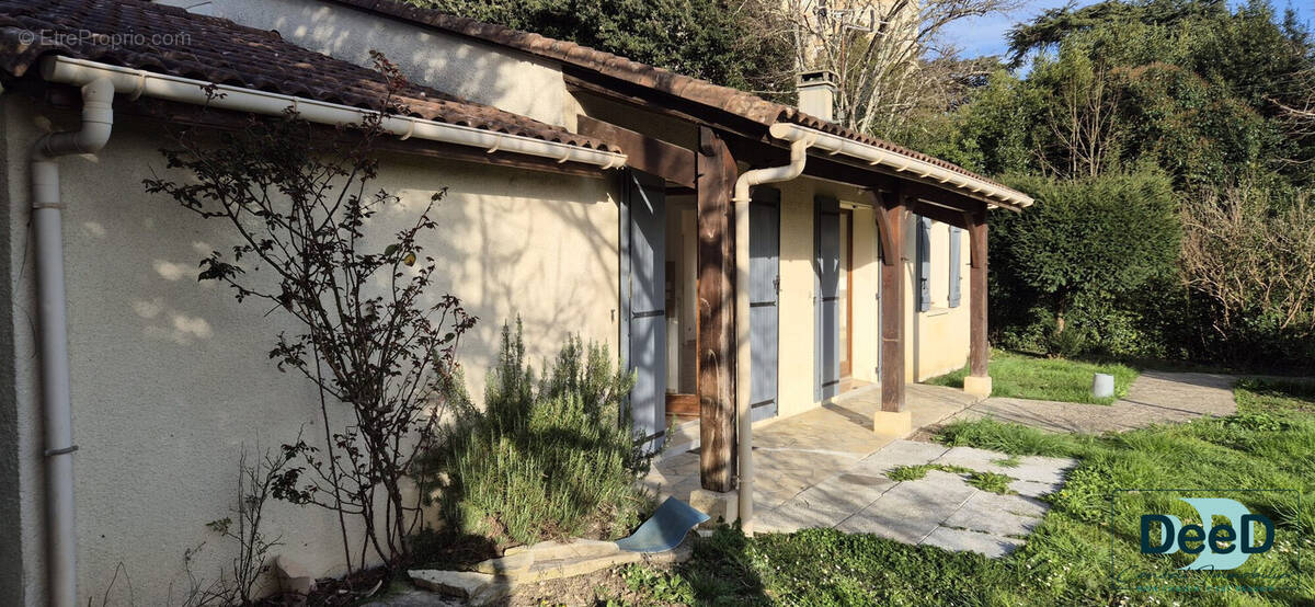 Maison à COLAYRAC-SAINT-CIRQ