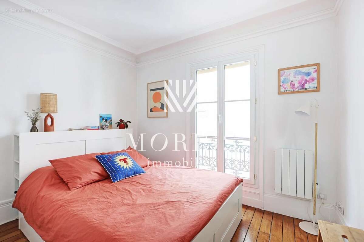 Appartement à PARIS-18E