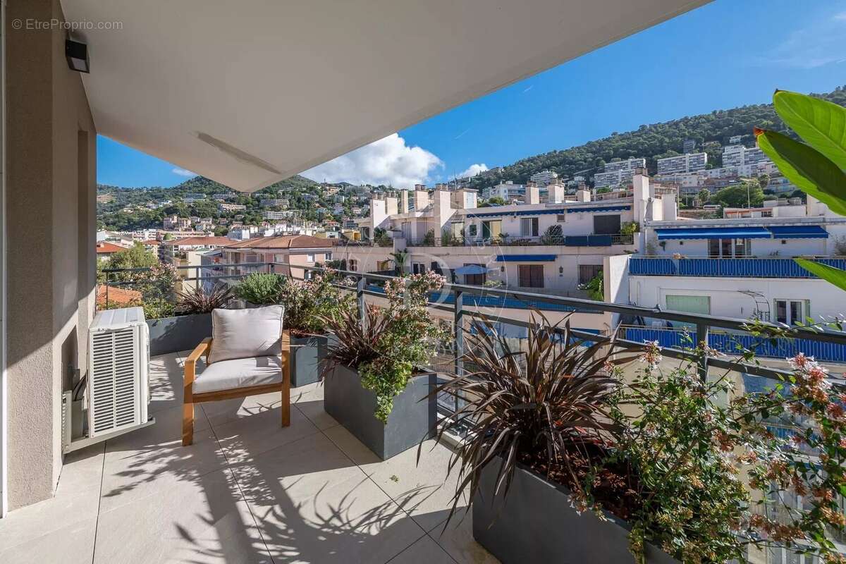 Duplex avec terrasses au dernier étage - photo 6